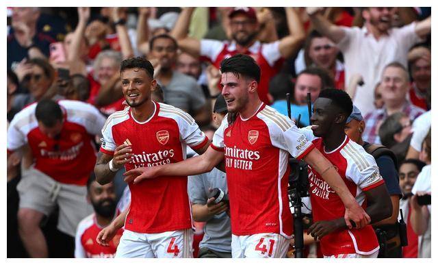 波尔图力克阿森纳，内马尔扑点救主德甲的简单介绍