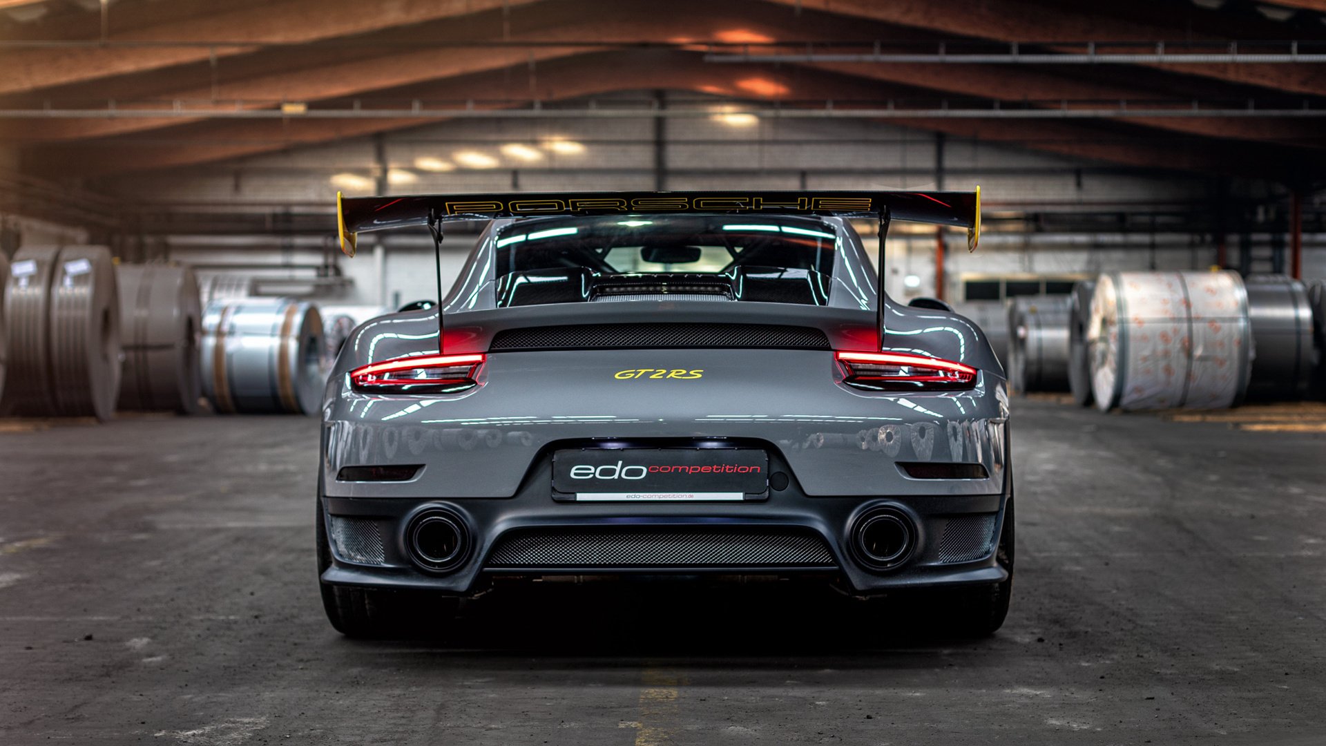 双重闪电，F1街道极限与篮球赛场火力的速度哲学